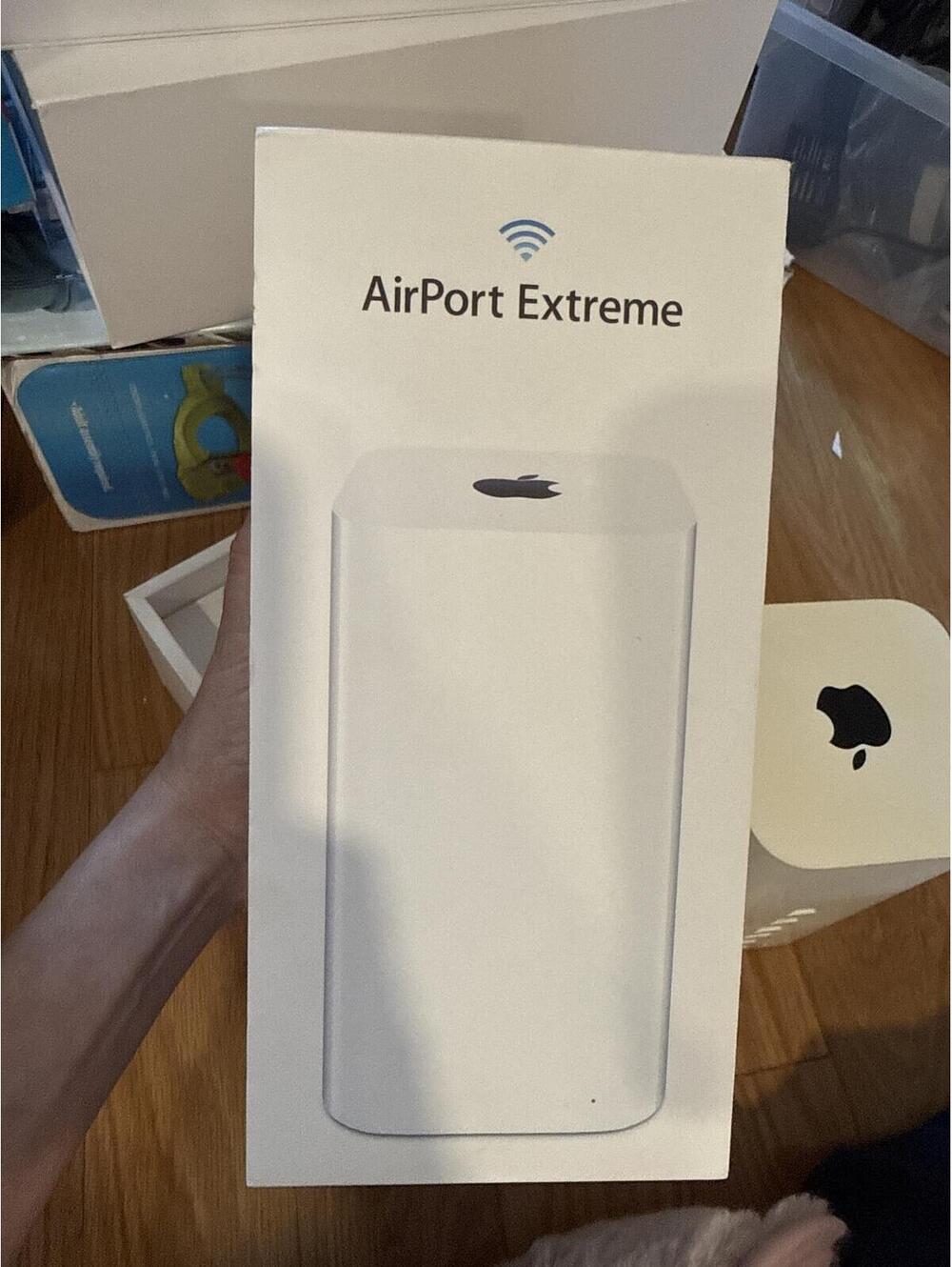 Apple AirPort Extreme Wireless Router Base Station